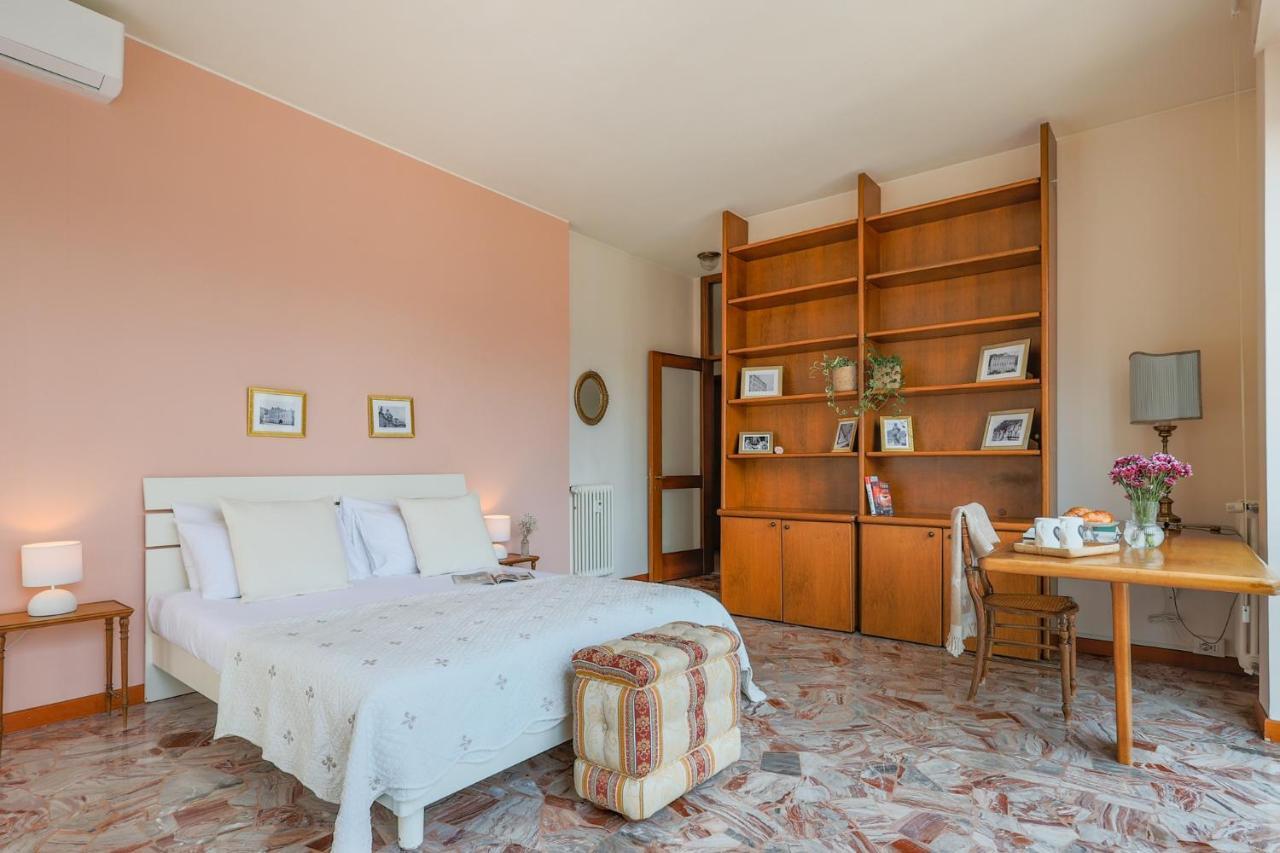 Holiday home Piazza Cavour View - By Myhomeincomo Como